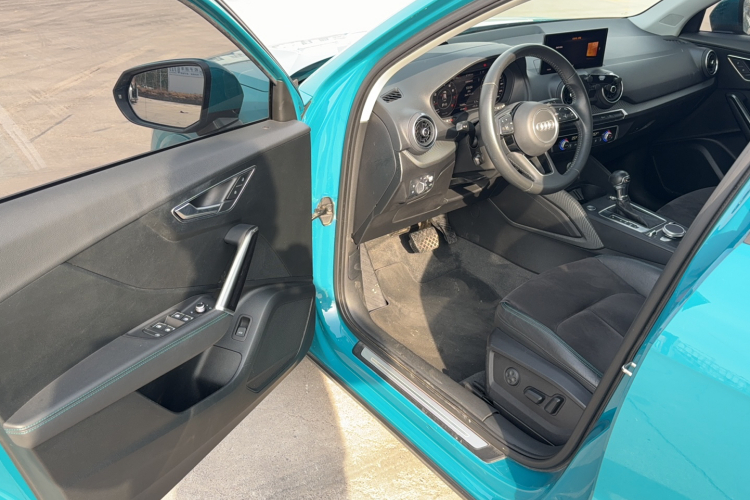 奥迪Q2L 2018款 35 TFSI 豪华致雅型 国V中控内饰7003