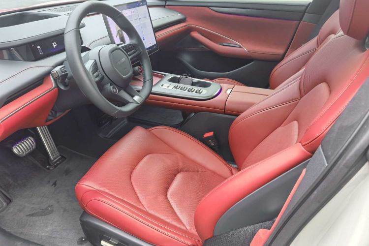 小米汽车 小米SU7 2024款 四驱超长续航高阶智驾Max版中控内饰7005