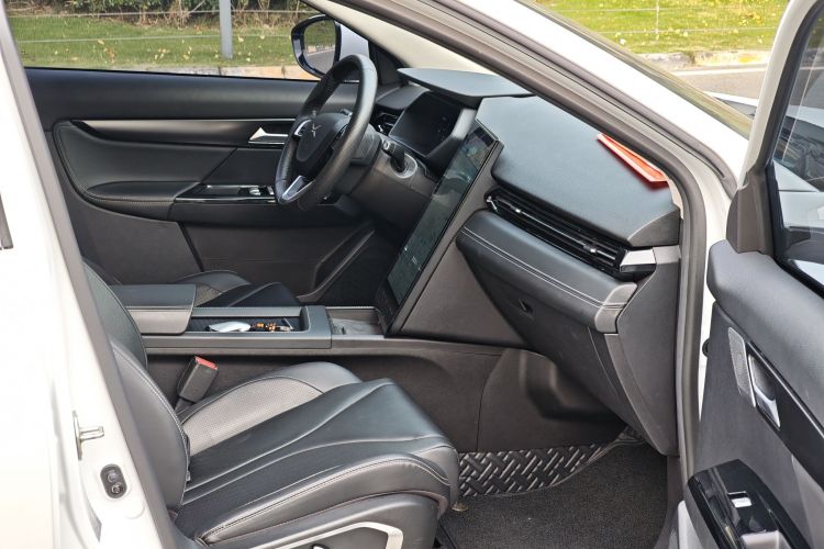 小鹏G3 2021款 G3i 520N车身外观6003