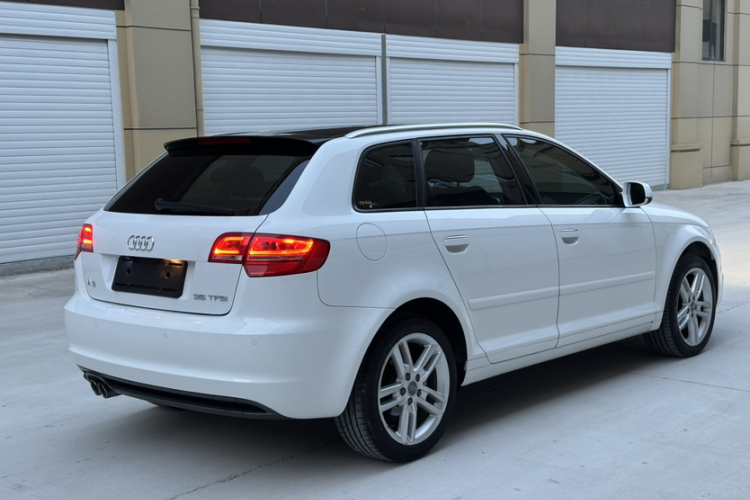 奥迪A3(进口) 2013款 Sportback 35 TFSI 豪华型车身外观6001