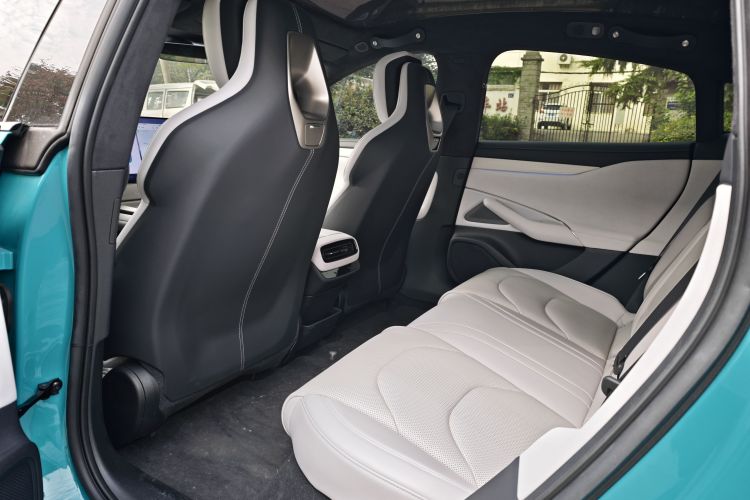 小米汽车 小米SU7 2024款 四驱Max创始版中控内饰7004