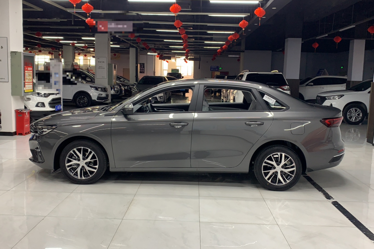 吉利汽车 帝豪 2026款 第4代 400万纪念款 1.5L 手动超越型车身外观6005