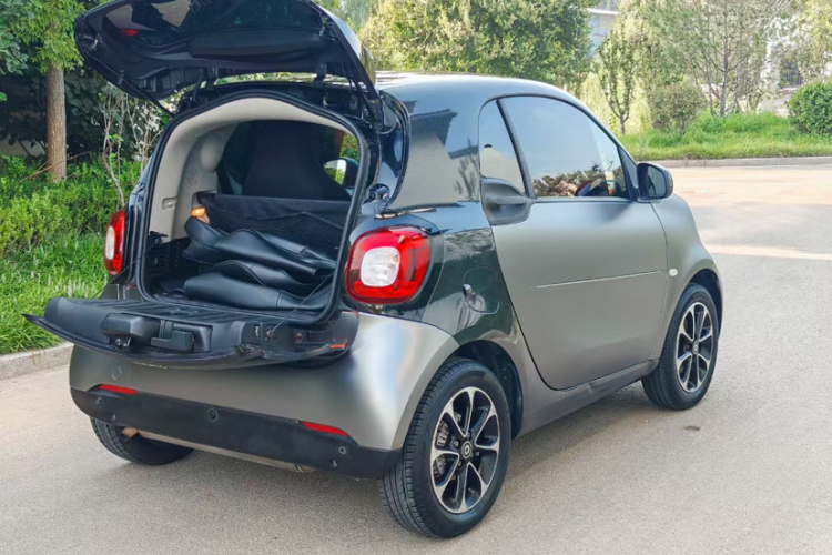 smart fortwo 2015款 1.0L 52千瓦硬顶激情版车身外观6004