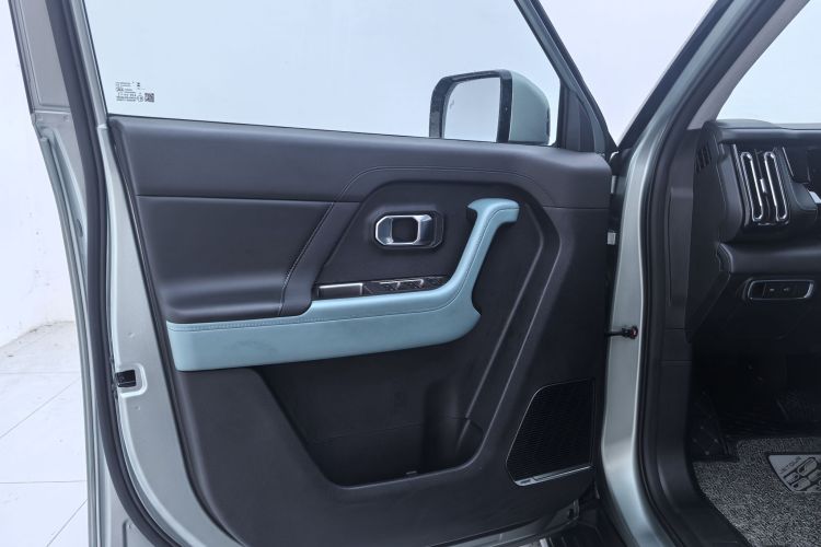 捷途自由者 2025款 2.0TD 自动XWD征服中控内饰7002