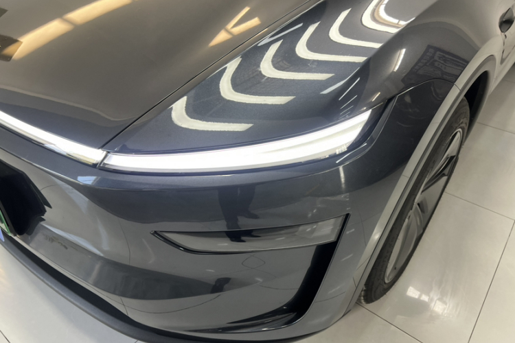 特斯拉 Model Y 2025款 后轮驱动版局部细节9001