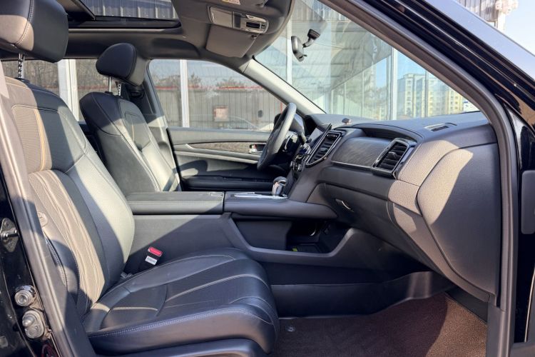 本田UR-V 2020款 240TURBO 两驱致悦版中控内饰7003