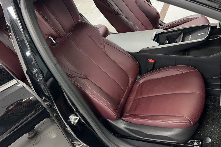 别克 君越 2024款 28T 越尊版局部细节41