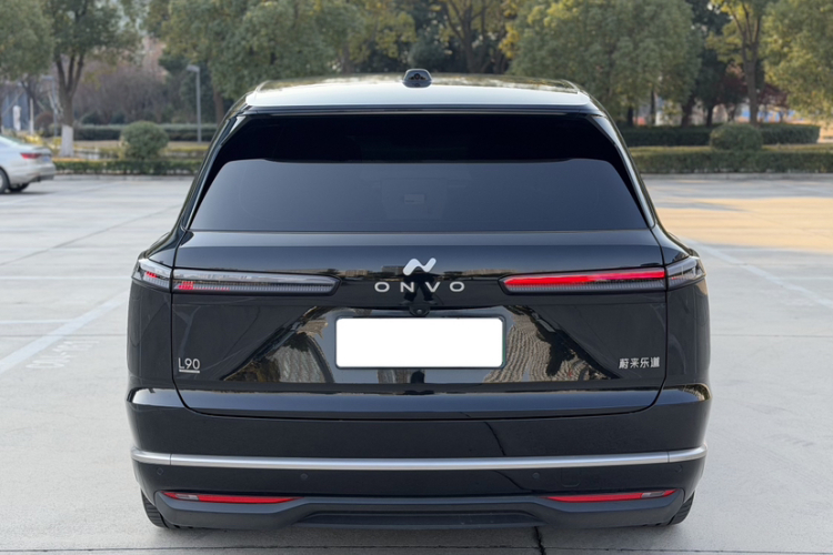 乐道L90 2025款 Max 六座版车身外观6003