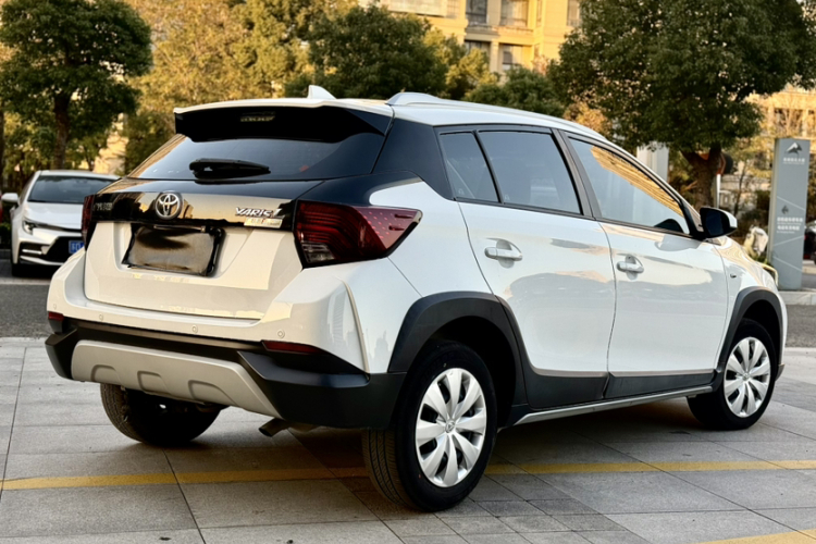 丰田 YARiS L 致炫 2021款 致炫X 1.5L CVT领先版车身外观6011