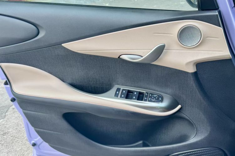 比亚迪 海豚 2023款 420km 时尚版中控内饰7009