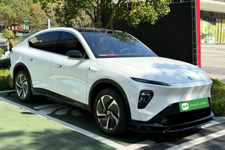 蔚来EC7 2023款 75kWh车身外观6002