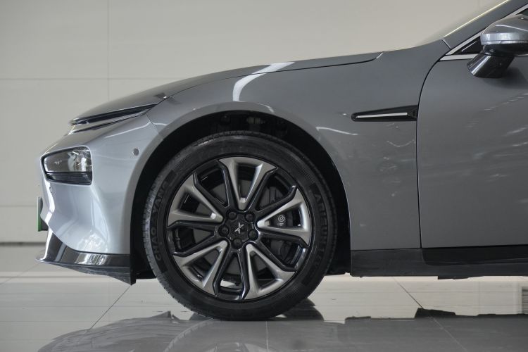 小鹏P7 2022款 480N+车身外观6007