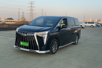 广汽传祺 传祺M8 2023款 宗师系列 400T 旗舰版