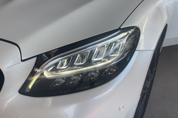 奔驰C级 2020款 C 260 运动版车身外观6008