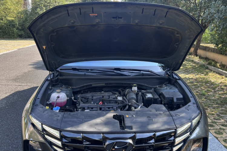 现代 2021款 途胜L 1.5T DCT LUX尊贵版局部细节24