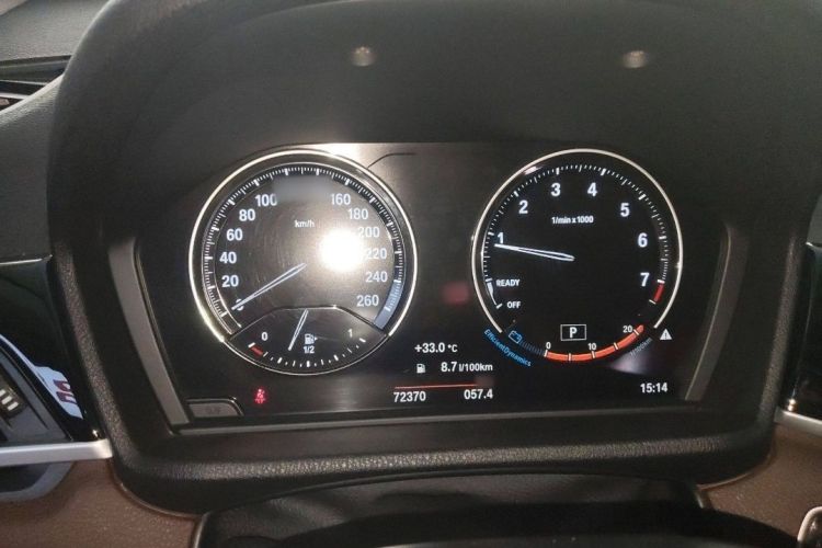 宝马X1 2020款 sDrive25Li 领先型中控内饰15