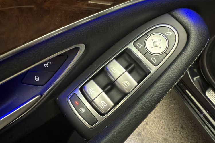 奔驰S级 2014款 S 400 L 豪华型中控内饰7013