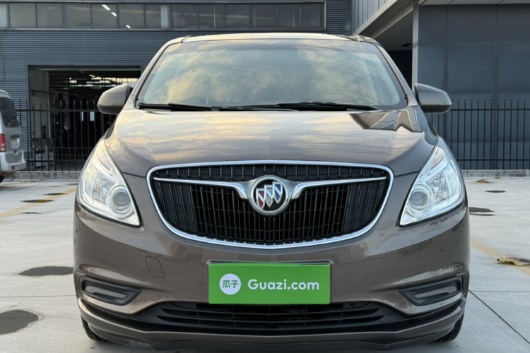 别克GL8 2017款 25S 豪华型 国V车身外观6011