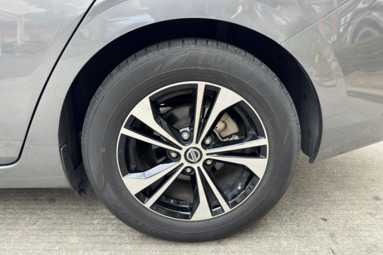 日产 轩逸 2021款 1.6L XL CVT智享版局部细节9011