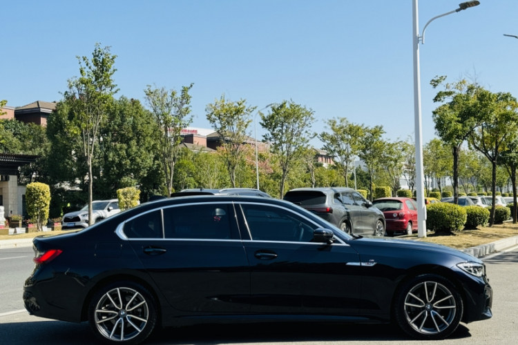宝马3系 2021款 325Li M运动套装车身外观6005