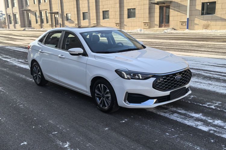 福特 福睿斯 2021款 1.5L 自动钻石版车身外观6001