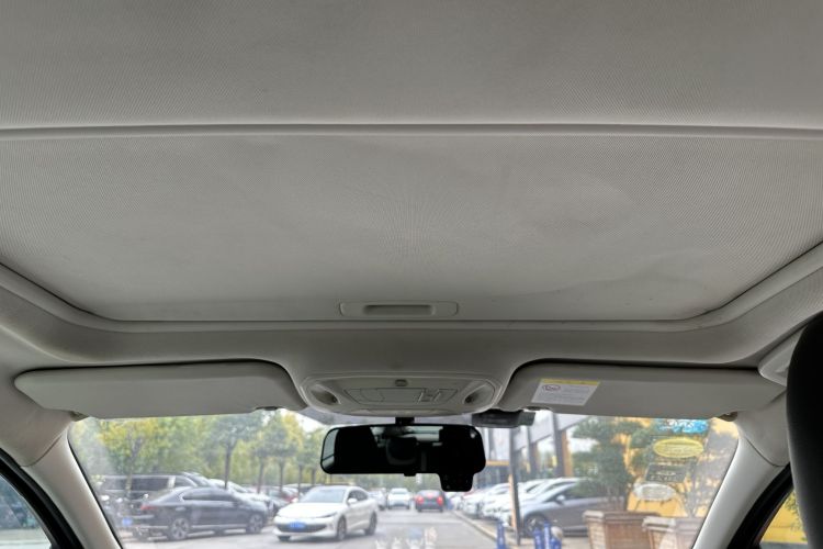 福特 福克斯 2012款 两厢 1.6L 手动风尚型局部细节22