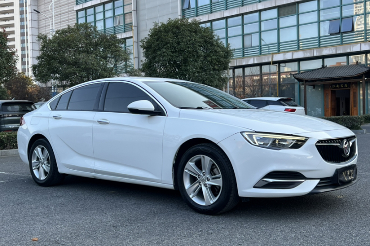 别克 君威 2019款 20T 精英型 国VI车身外观6003