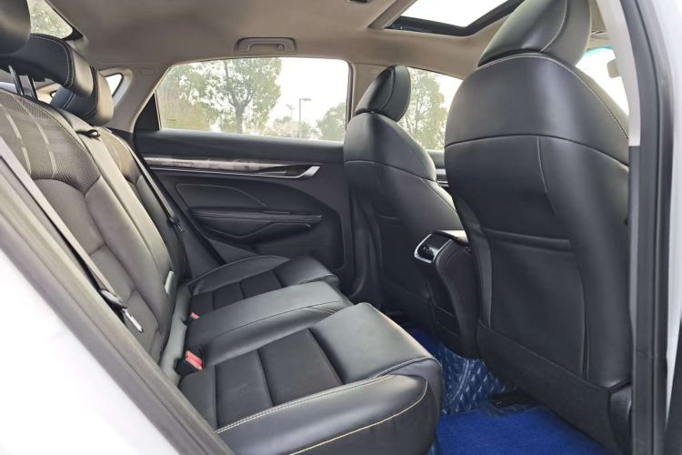 吉利汽车 缤瑞 2021款 1.4T CVT亚运版中控内饰7011