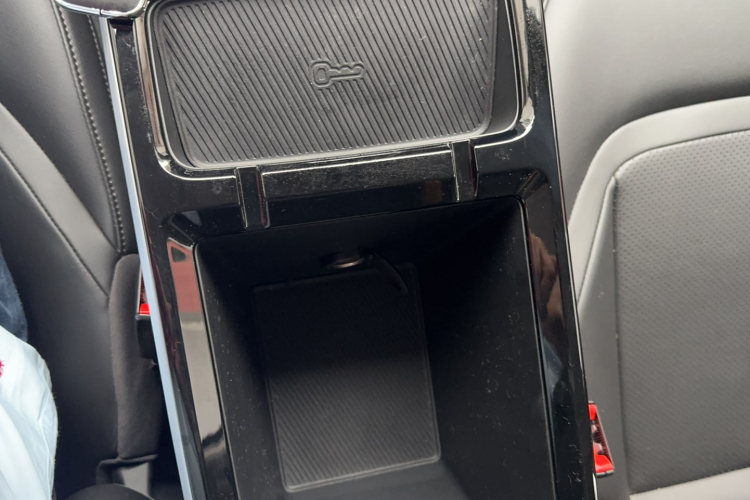 五菱汽车 五菱星光 2023款 150 进阶版中控内饰7006