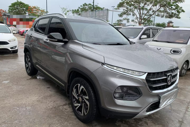 宝骏510 2017款 1.5L 自动豪华型车身外观6005