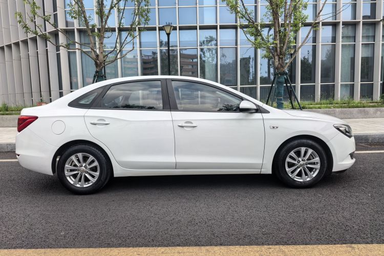 别克 英朗 2017款 15N 自动进取型车身外观6005