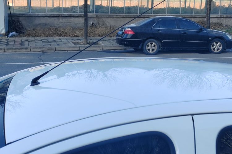 比亚迪F0 2015款 1.0L AMT 铉酷型车身外观6006