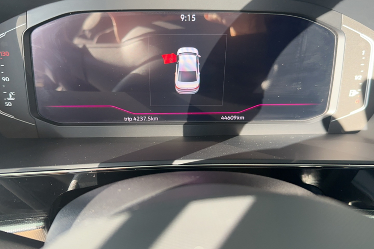 大众 帕萨特 2023款 改款 330TSI 豪华版中控内饰15