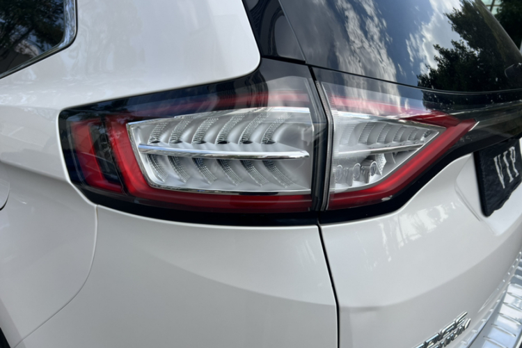 福特 锐界 2016款 EcoBoost 245 四驱尊锐型 7座车身外观6010