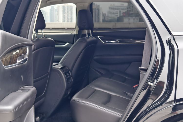 凯迪拉克XT5 2018款 25T 豪华型中控内饰7001