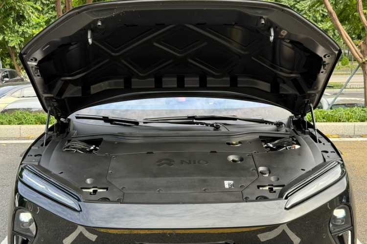 蔚来ET5T 2023款 75kWh Touring中控内饰7002