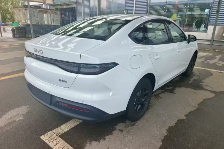 比亚迪 海豹05 DM-i 2025款 DM-i 智驾版 55KM豪华型车身外观6005