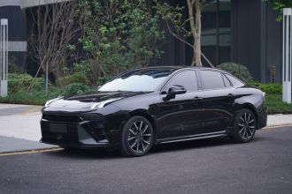 领克03 2023款 03+ 2.0TD 自动驭风版