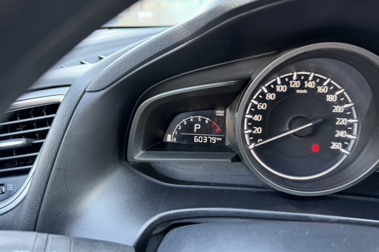 马自达3 昂克赛拉 2017款 三厢 1.5L 自动豪华型 国V中控内饰15