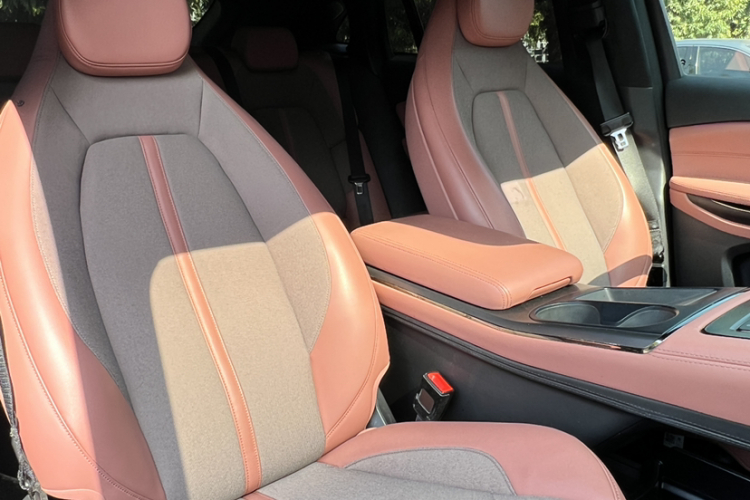 蔚来EC6 2020款 430KM 运动版局部细节22