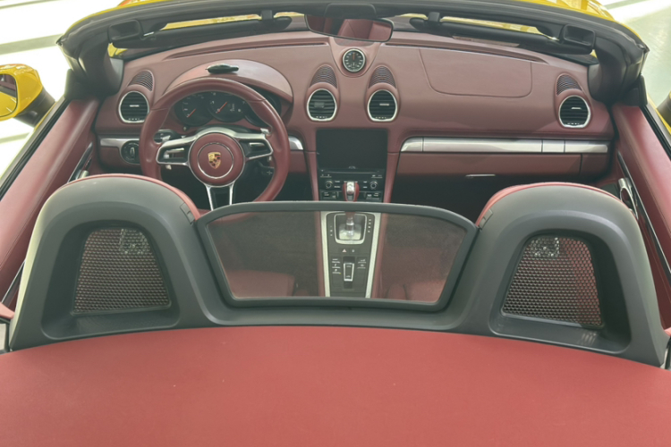 保时捷718 2018款 Boxster 2.0T中控内饰7001