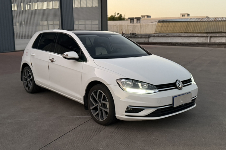 大众 高尔夫 2020款 200TSI DSG舒适进取版车身外观6004