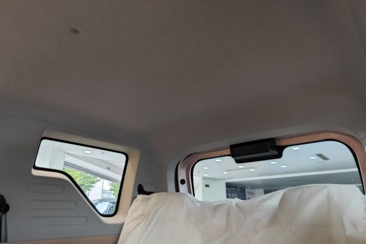 吉利银河 2024款 熊猫mini 200km 耐力熊局部细节22