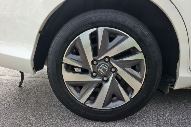 本田 凌派 2019款 180Turbo CVT舒适版 国VI车身外观6007