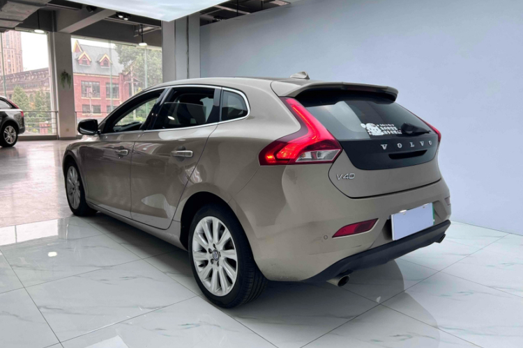 沃尔沃V40 2013款 2.0T 智雅版车身外观6001