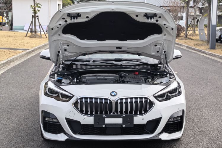 宝马2系(进口) 2023款 225i 四门轿跑车 M运动套装局部细节24