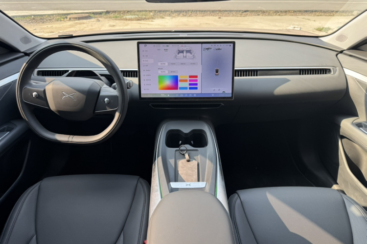 小鹏MONA M03 2024款 620 超长续航中控内饰7001