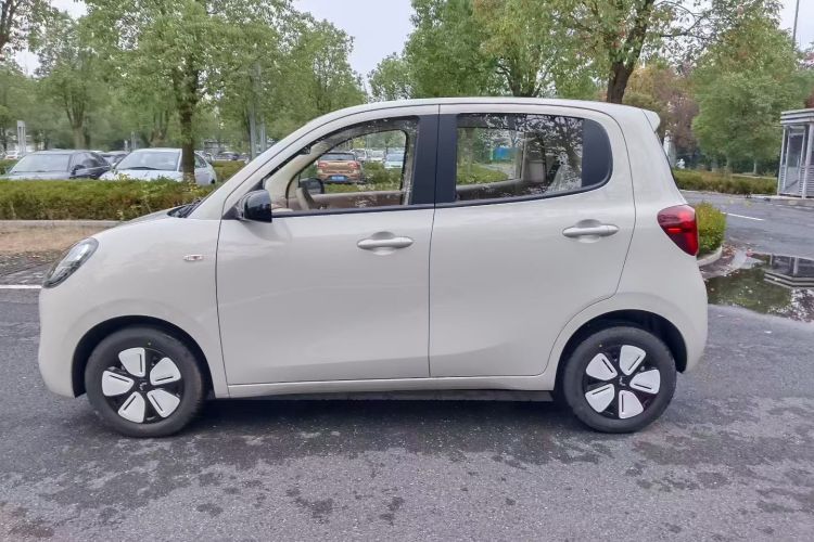 五菱汽车 宏光MINIEV 2025款 四门版 进阶款车身外观6004