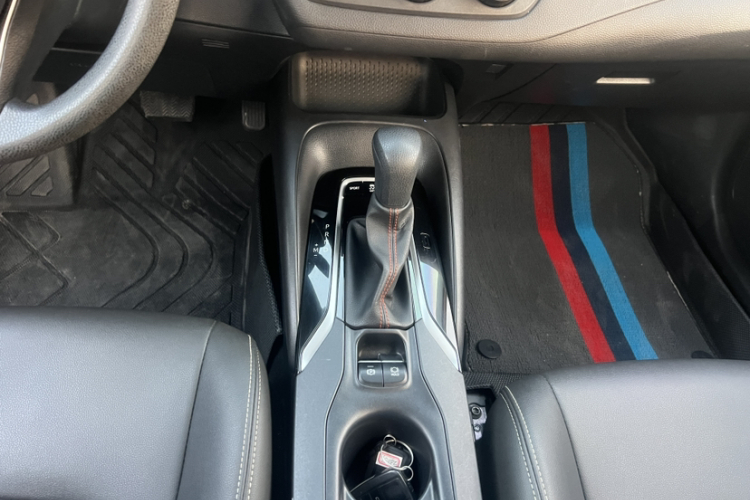 丰田 卡罗拉 2022款 1.2T S-CVT先锋PLUS版局部细节18