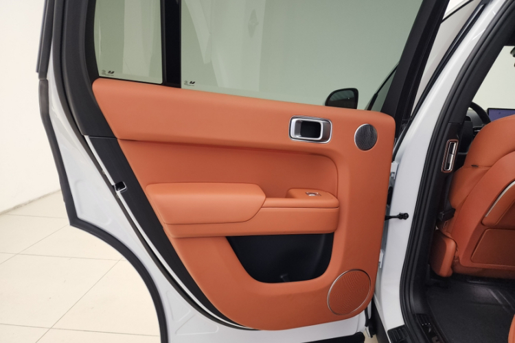 理想汽车 理想L7 2023款 Pro中控内饰7004